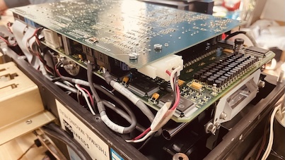 TH1.7 laser head internal electronic structure