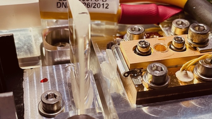 TH5 laser head details